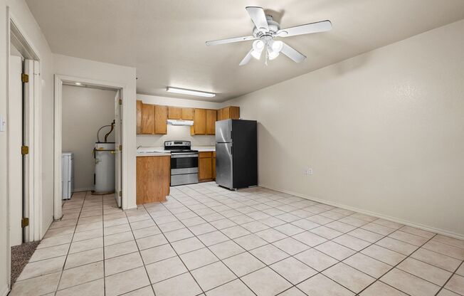 1 bed, 1 bath, 500 sqft, $825, Unit Unit 6