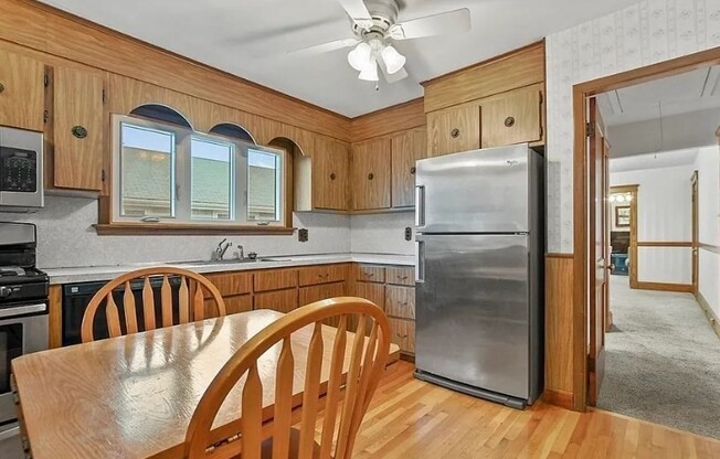 358 360 ARLINGTON ST