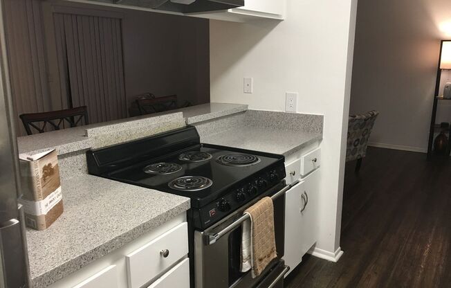 1 bed, 1 bath, 818 sqft, $2,195, Unit 143