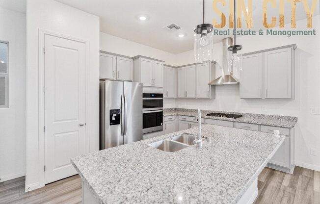 11828 BLACK CANARY AVE