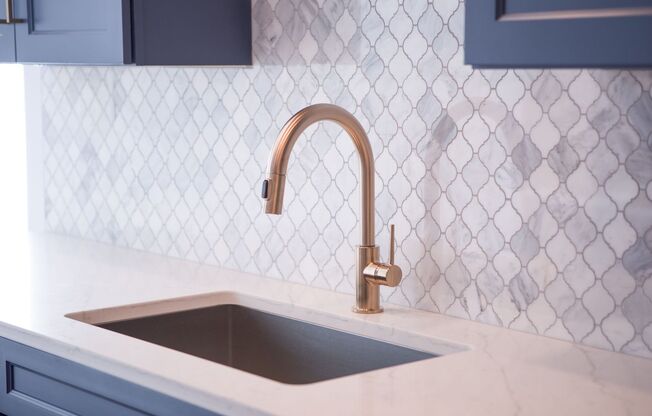 1 bed, 1 bath, 870 sqft, $1,945, Unit 304