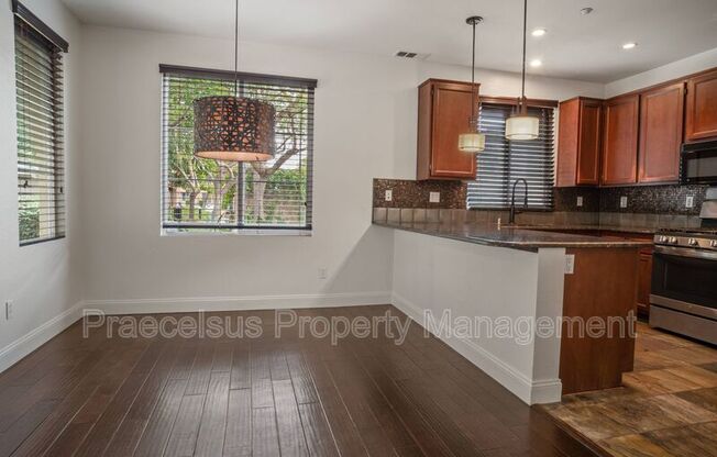 2374 TORRENO