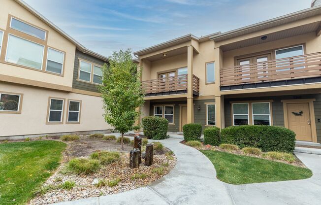 Beautiful 2 Bed 2 Bath South Jordan Townhome