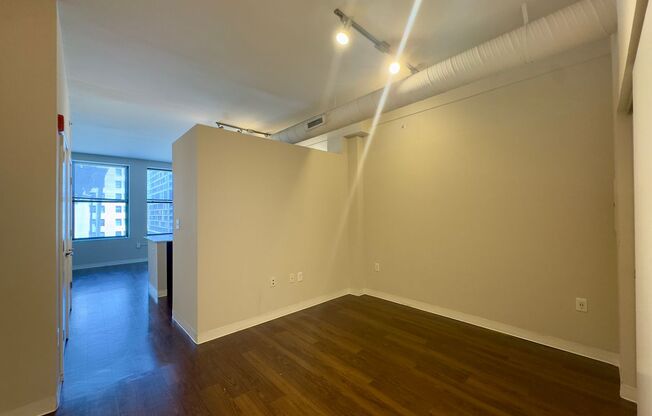1 bed, 1 bath, 499 sqft, $1,450, Unit HA-409