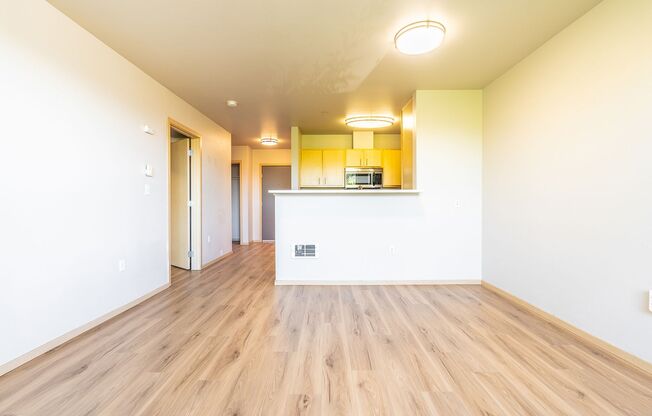 1 bed, 1 bath, 760 sqft, $1,933, Unit C504