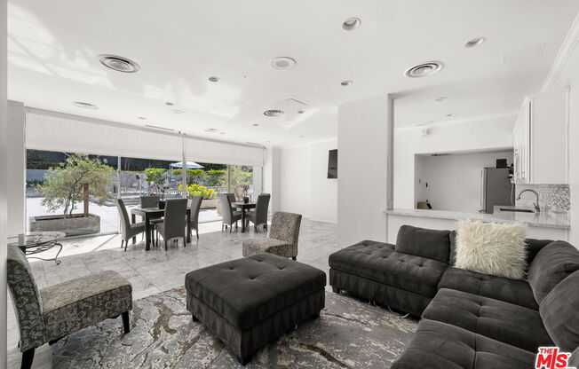 2 beds, 2 baths, 1,410 sqft, $6,500, Unit 5G