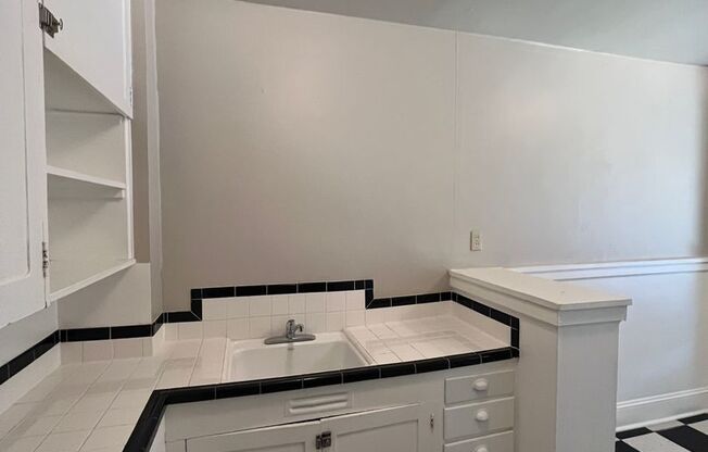 Studio, 1 bath, $1,295, Unit 22
