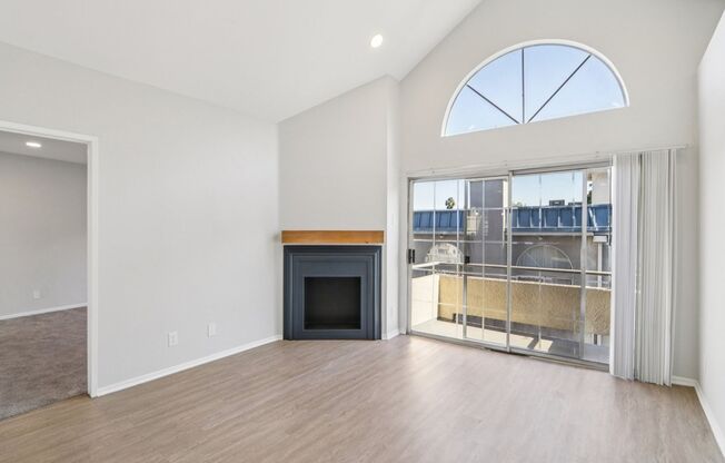 2 beds, 2 baths, 1,195 sqft, $2,598, Unit 402