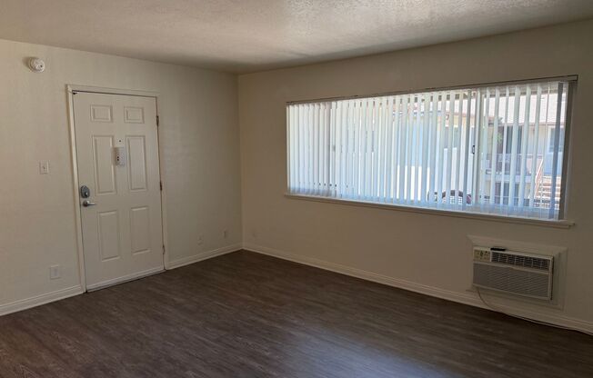 Studio, 1 bath, 400 sqft, $1,925, Unit 4923B