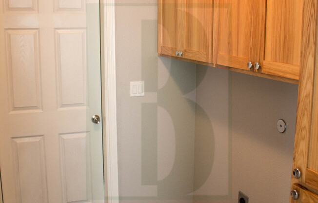 Spacious Updated Duplex in Salem