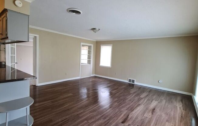 3517 SCENIC HWY