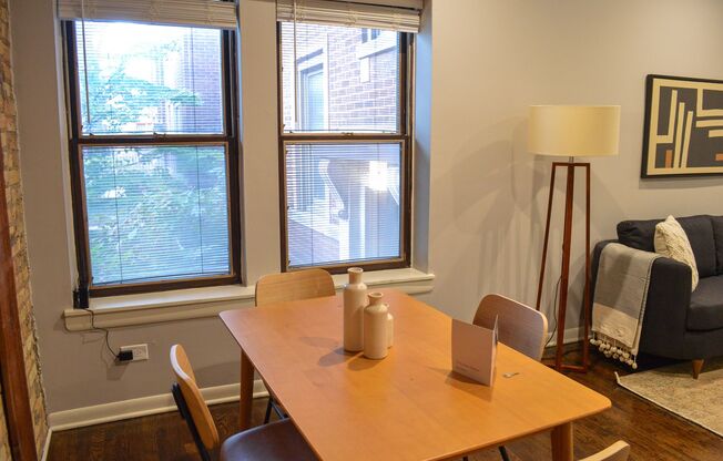 2 beds, 1 bath, 825 sqft, $2,795, Unit 853-1A