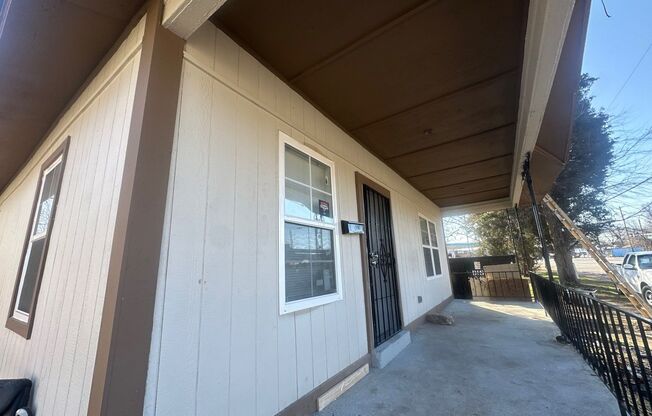 1446 North Hollywood