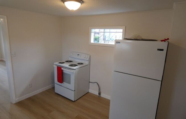 2 beds, 1 bath, $1,675