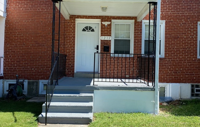 1212 SHERWOOD AVE