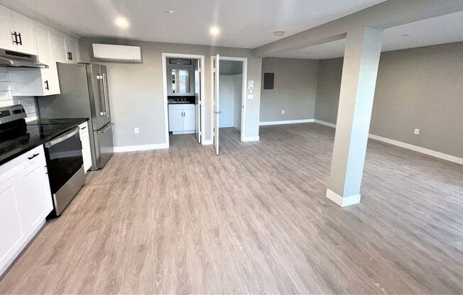 Studio, 1 bath, 589 sqft, $2,095, Unit 48