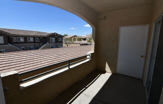 2 beds, 2 baths, $1,375, Unit Unit 1326