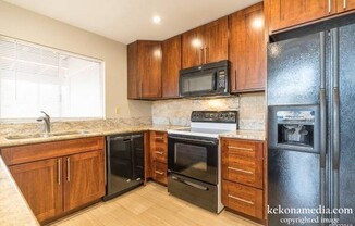 3 beds, 1.5 baths, $2,700, Unit Unit 141