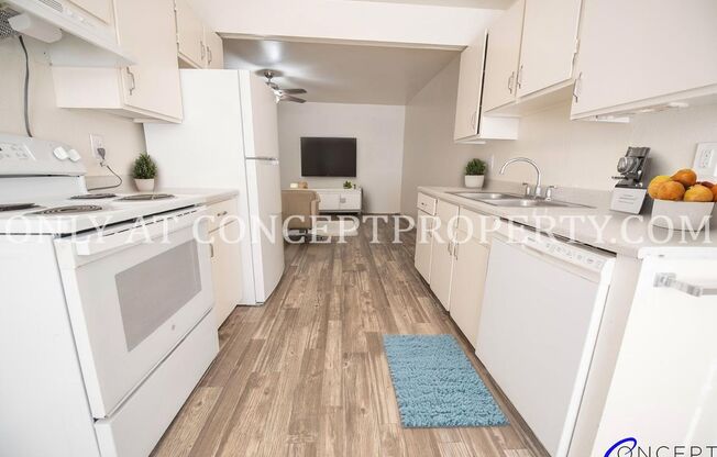 2 beds, 1 bath, 810 sqft, $1,249, Unit 47