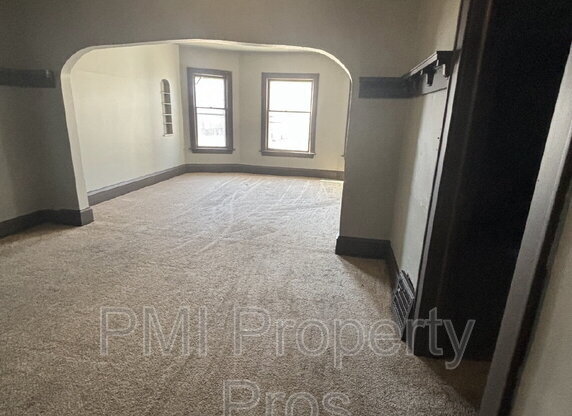 2530 N 37 ST