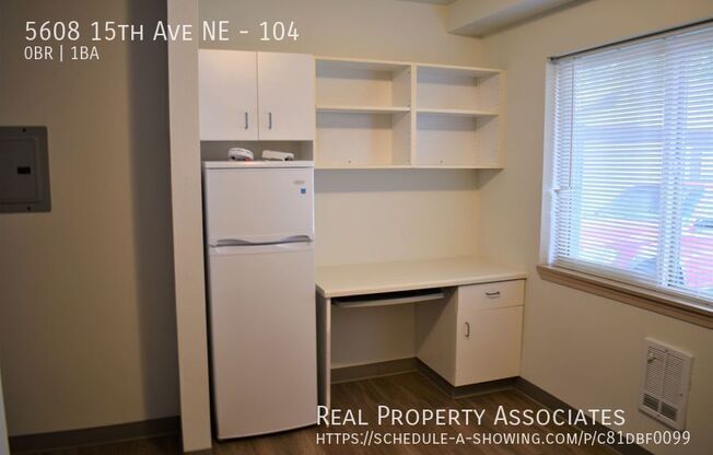 5608 15th Ave NE