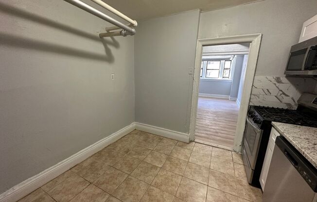 1 bed, 1 bath, $1,450, Unit BMT1