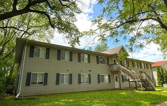 645 S. Lucas Street #01