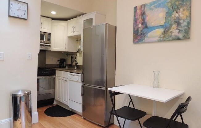 1 bed, 1 bath, 350 sqft, $2,600, Unit 5