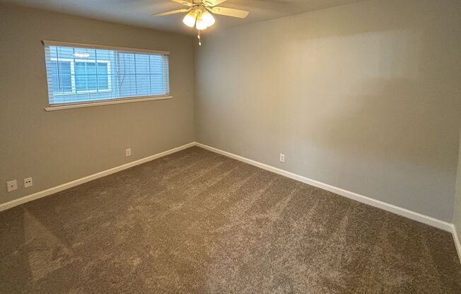 2 beds, 1 bath, 800 sqft, $1,845, Unit O-30