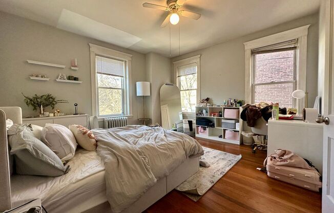 Charming 1 Bedroom