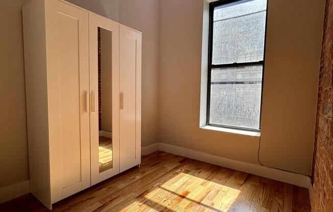 507 MYRTLE AVE