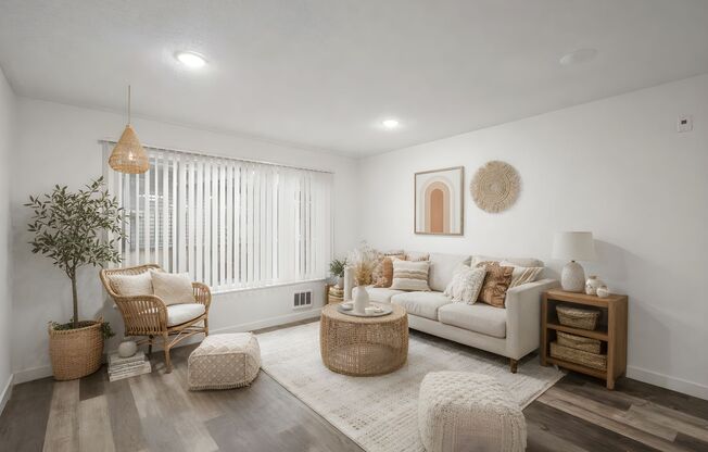 2 beds, 1 bath, 725 sqft, $2,470, Unit 110