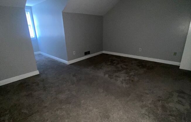 2 beds, 1 bath, $1,450, Unit Unit 201