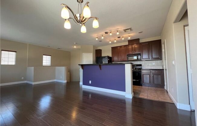 2 beds, 2 baths, $1,895, Unit 169