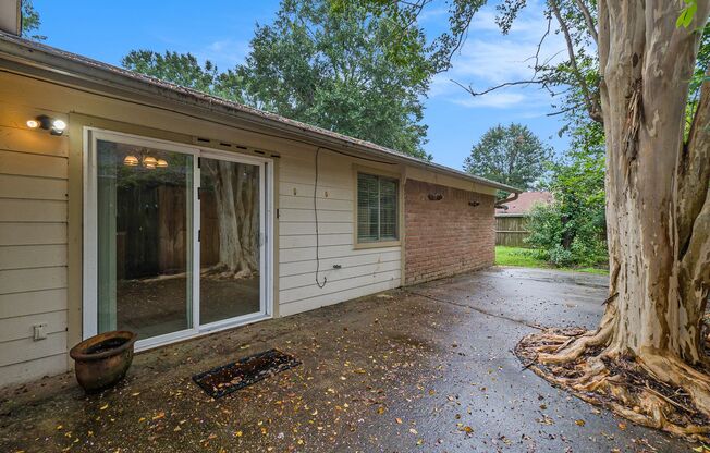 Cozy 3 bedroom in the Fairfax Neighborhood of Spring