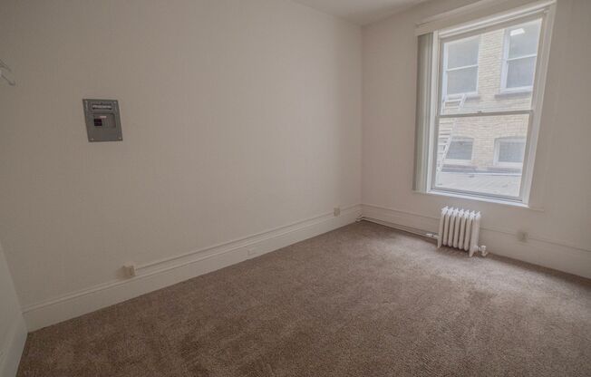 2 beds, 1 bath, 535 sqft, $695, Unit 210