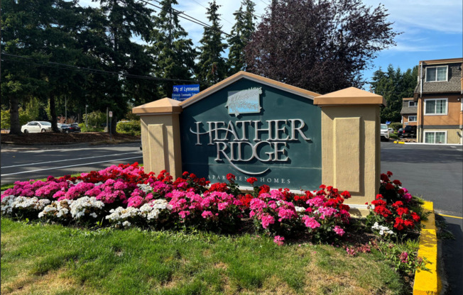 2 beds, 1 bath, 1,000 sqft, $1,845, Unit D303