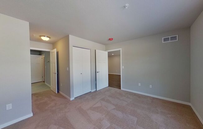 1 bed, 1 bath, 1,021 sqft, $1,465, Unit 77