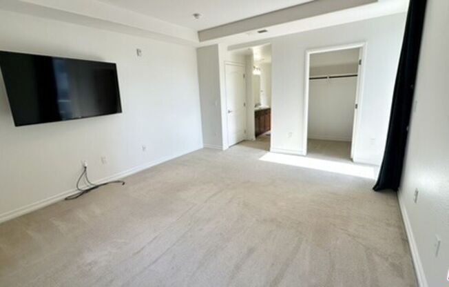 2 beds, 2 baths, 1,330 sqft, $3,975, Unit 436