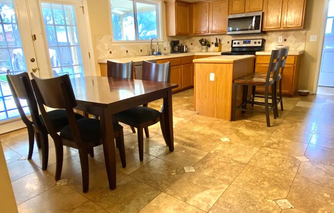 Beautiful 4 Bedroom Home in Gated Community!