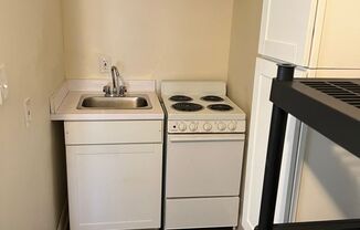 Studio, 1 bath, 500 sqft, $625, Unit #2