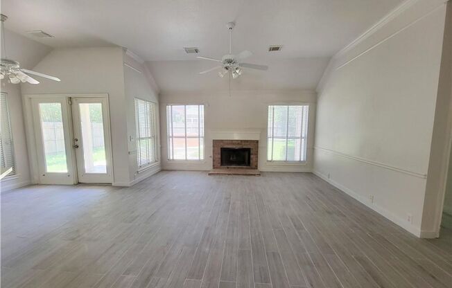 Wonderful single story home located in Ranch At Cypress Creek