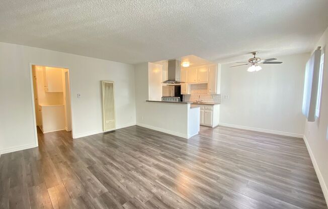 1 bed, 1 bath, 700 sqft, $2,395