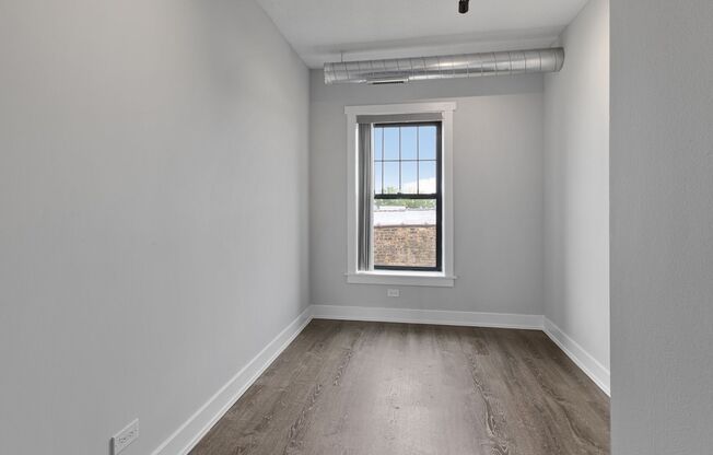 1 bed, 1 bath, 373 sqft, $1,750, Unit 506