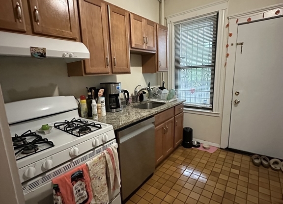 6 BELLVISTA RD