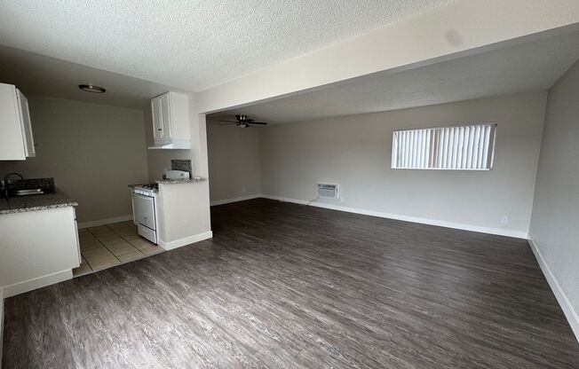 1 bed, 1 bath, 650 sqft, $1,995, Unit 15