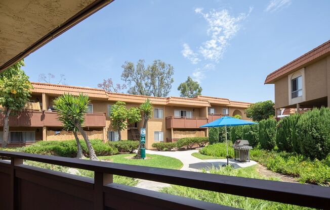 2 beds, 2 baths, 1,045 sqft, $2,695, Unit F-07