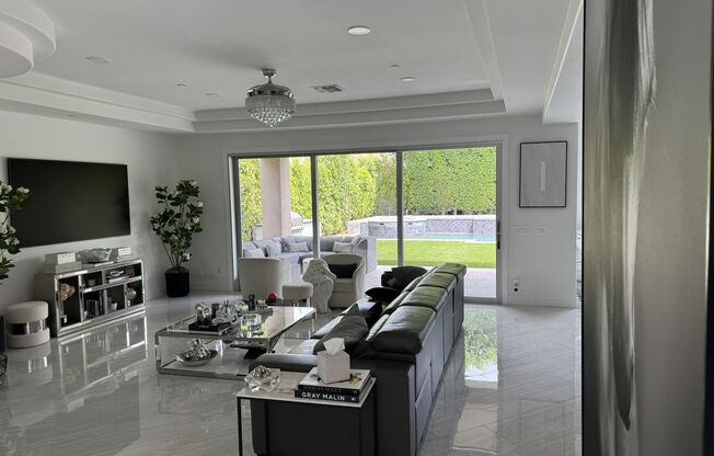 3822 E CIELO GRANDE AVE