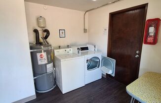 2 beds, 1 bath, $1,800, Unit #2