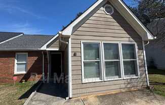 8028 WOODLAKE DR